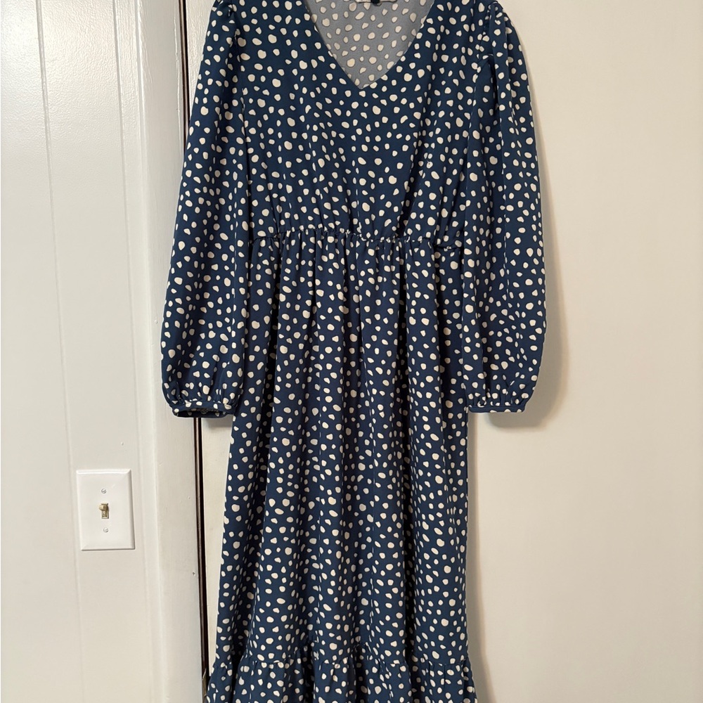 Polka Dot V-Neck Dress